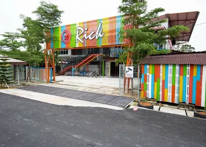Rick Resort Teluk Intan