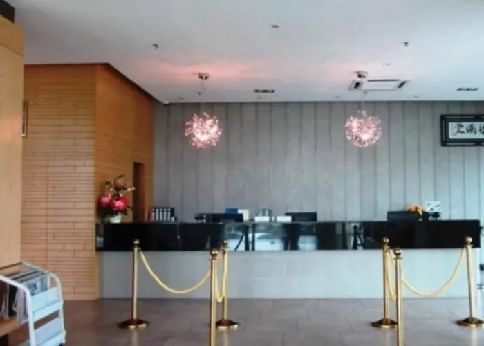 Grand Court Hotel